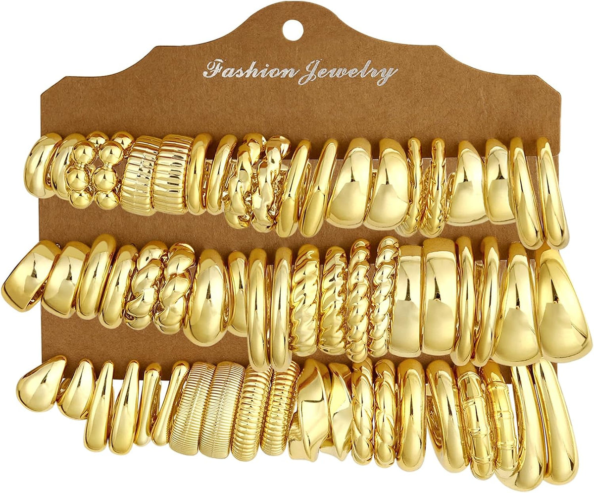 Set de 30 Pares de Aros Chapados en Oro
