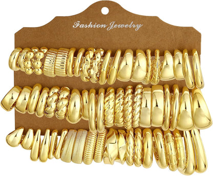 Set de 30 Pares de Aros Chapados en Oro