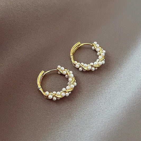Pendientes Elegantes de Perla Redonda